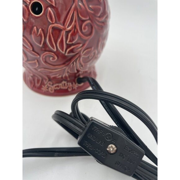 Scentsy Plug-In Wax Warmer Burgundy Floral Design 25W Electric Melter 2010 - Picture 2 of 5